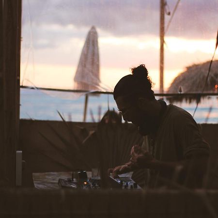 Albergue Lucky'S Gili Air Exterior foto