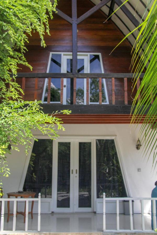 Albergue Lucky'S Gili Air Exterior foto