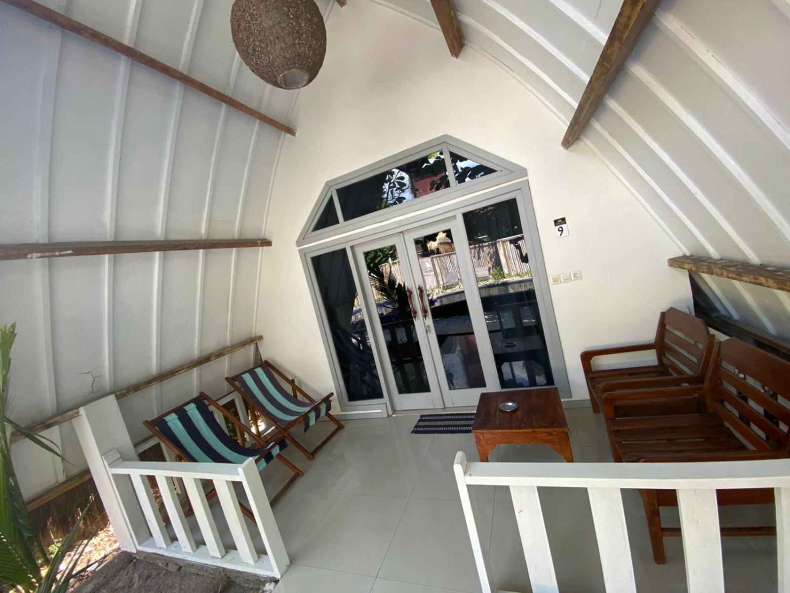 Albergue Lucky'S Gili Air Exterior foto