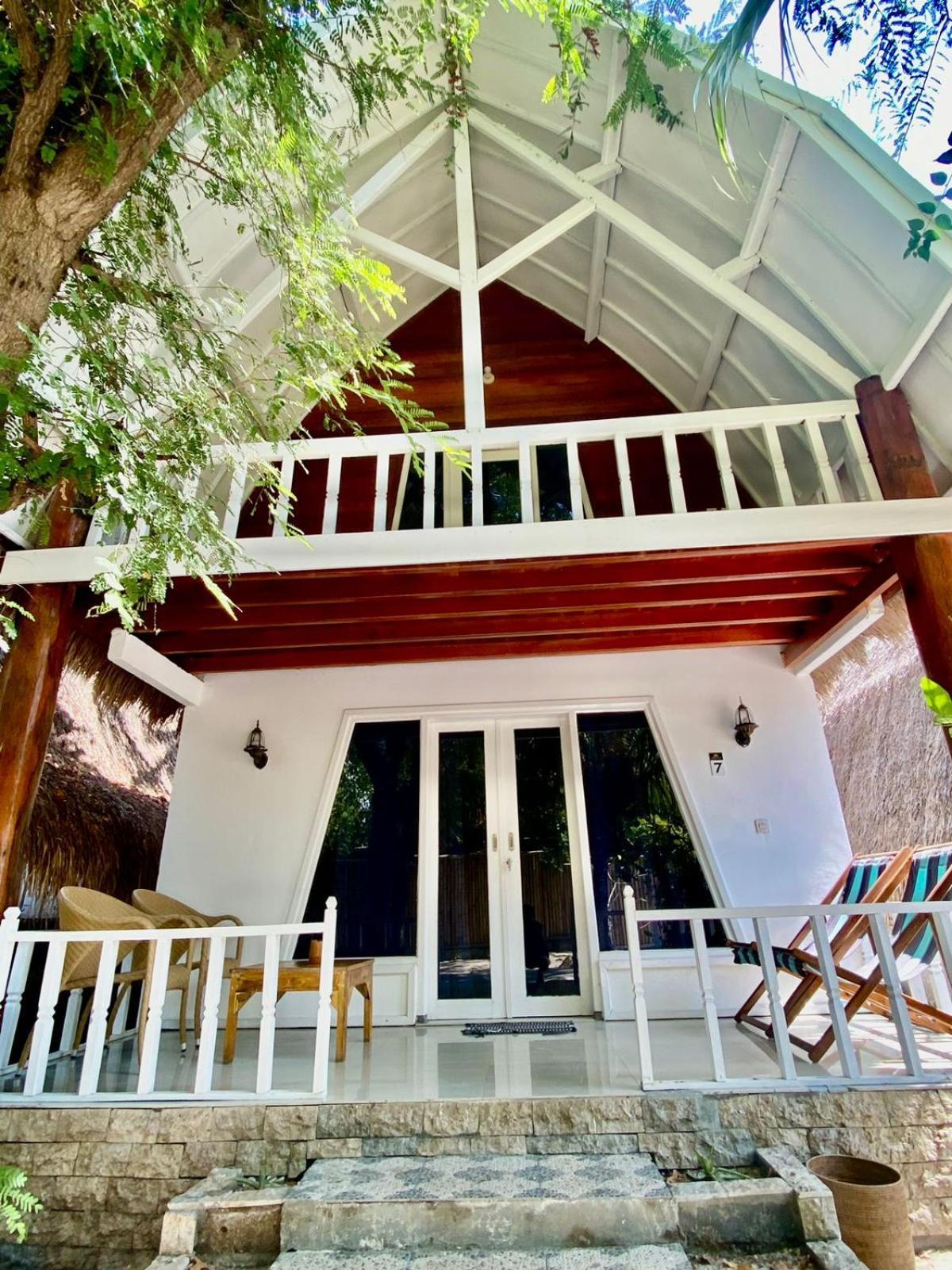 Albergue Lucky'S Gili Air Exterior foto